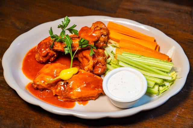 Alitas de Pollo (Chicken Wings).
